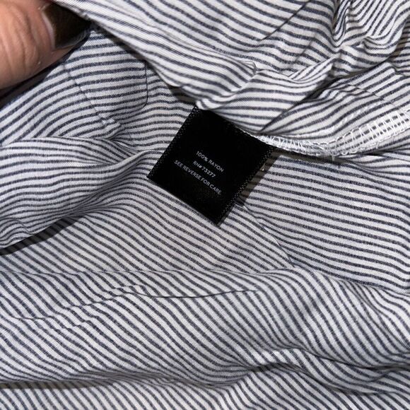 Simply Vera VERAWANG sloped blouseâwith flowing sleeves | Sz M - Picture 6 of 7